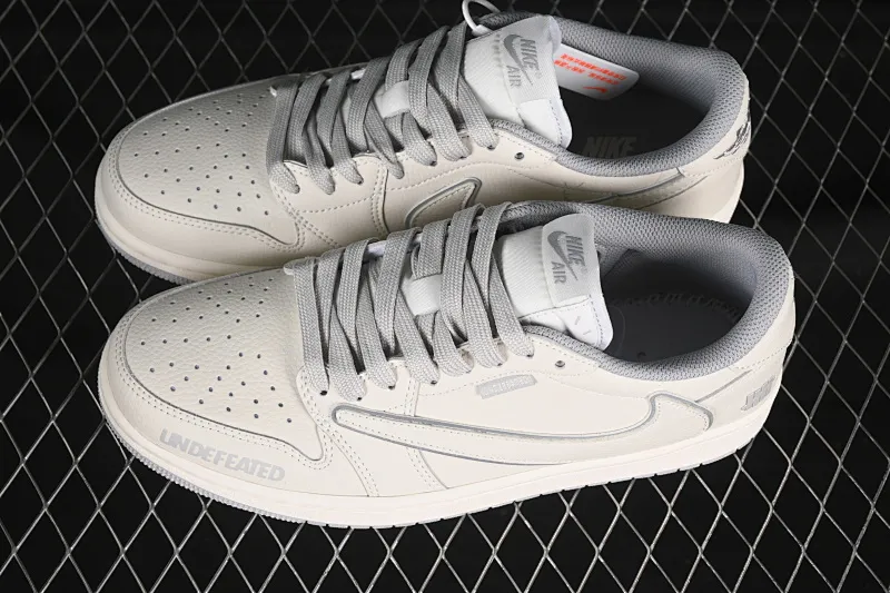 All categories Air Jordan Jordan series basketball shoes Air Jordan 1 Low high-end customized low-top sneakers Travis Scott x Fragment Design x Air Jordan 1 Low OG SP AJ1 joint model low-top cultural casual sneakers DF1845-532